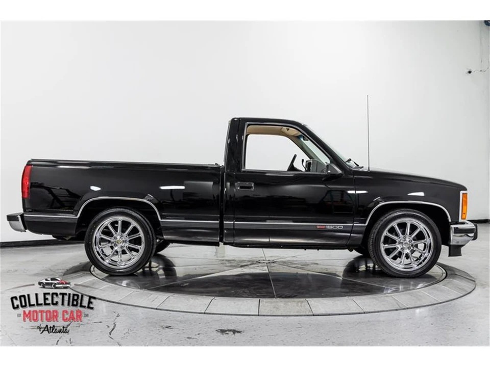 1993 GMC Sierra 1st Gen - Image 17 of 31