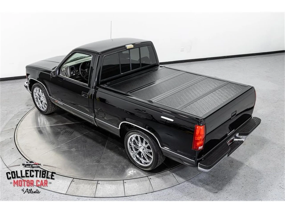 1993 GMC Sierra 1st Gen - Image 28 of 31
