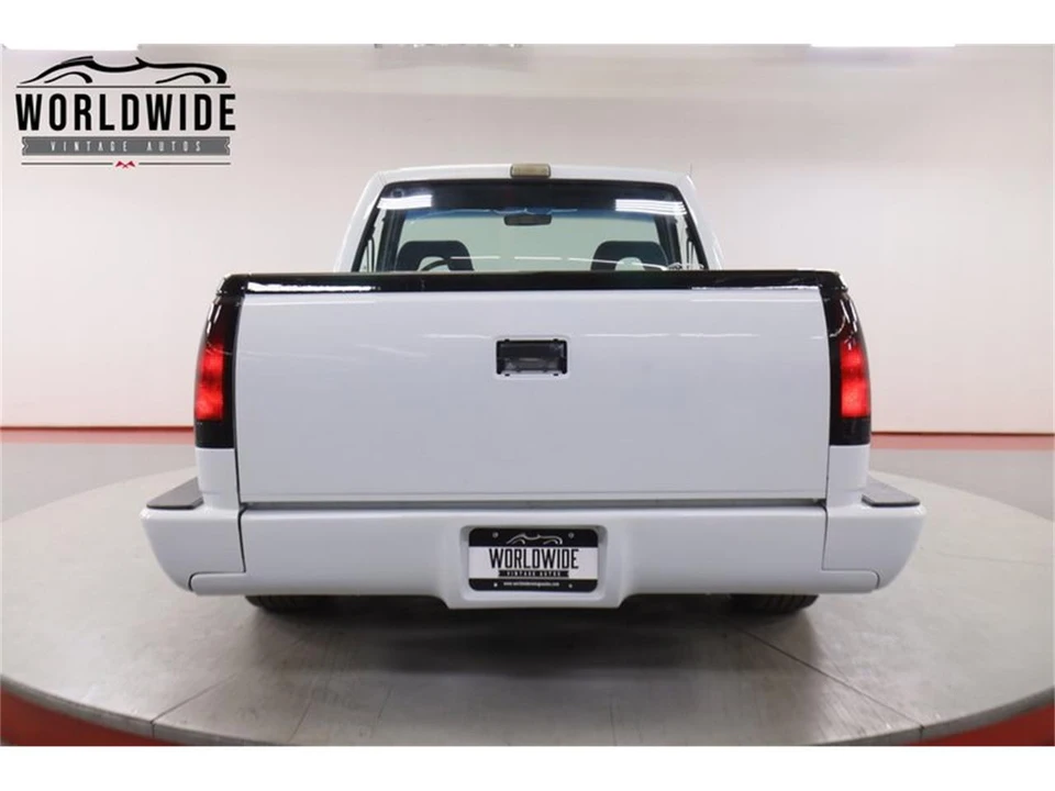 1993 GMC Sierra 1st Gen - Image 17 of 31