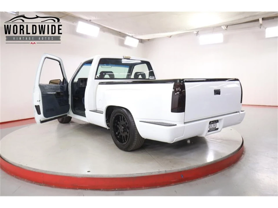1993 GMC Sierra 1st Gen - Image 21 of 31