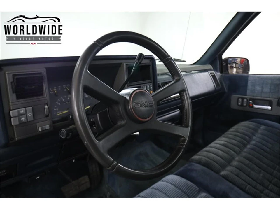 1993 GMC Sierra 1st Gen - Image 25 of 31