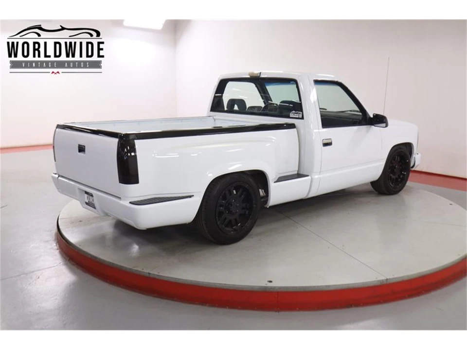 1993 GMC Sierra 1st Gen - Image 6 of 31