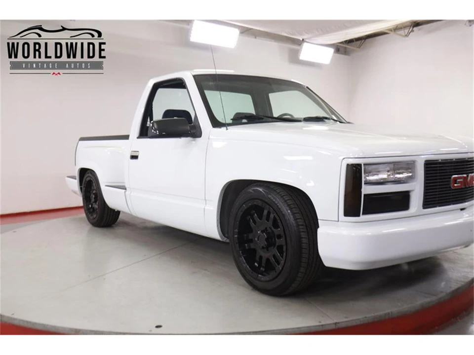 1993 GMC Sierra 1st Gen - Image 14 of 31
