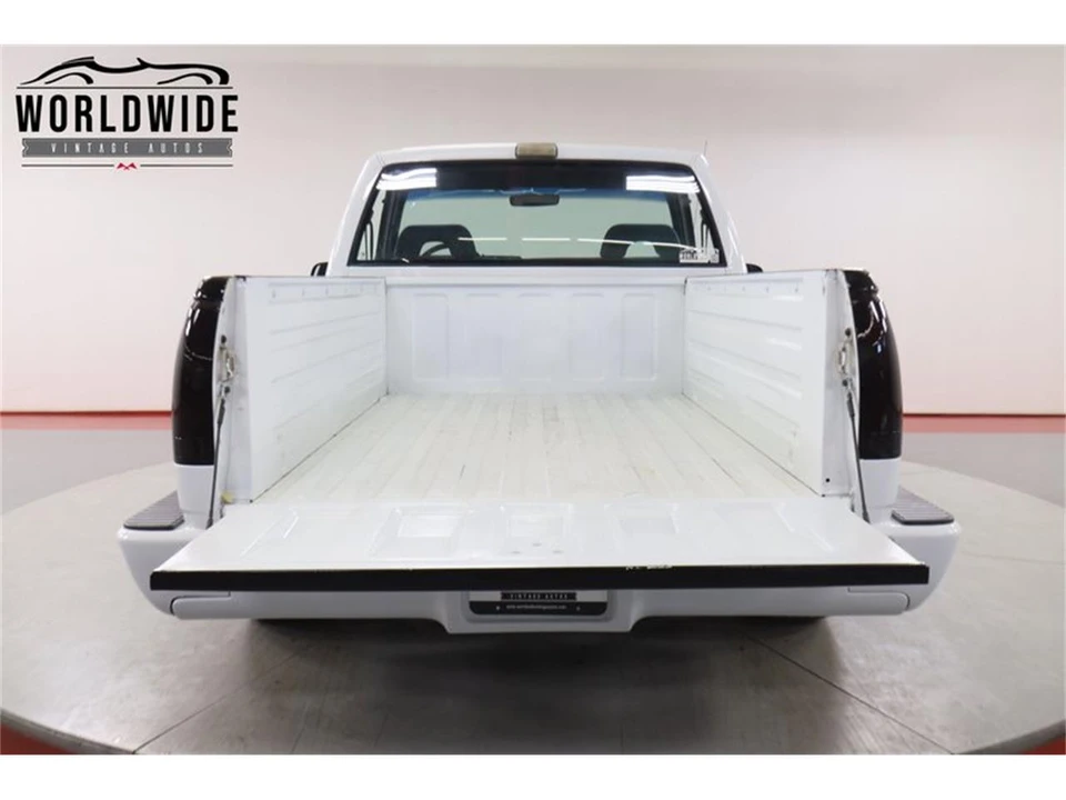 1993 GMC Sierra 1st Gen - Image 18 of 31