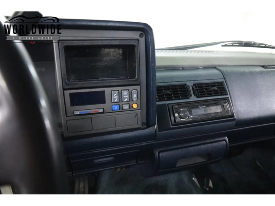 1993 GMC Sierra 1st Gen - Image 28 of 31