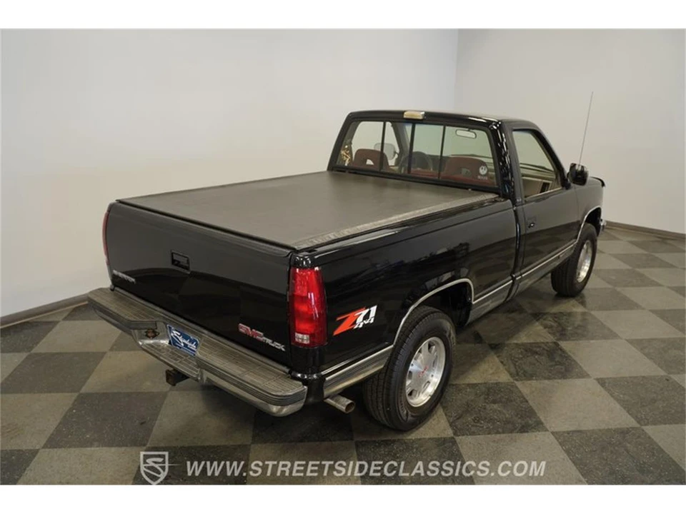 1993 GMC Sierra 1st Gen - Image 28 of 31