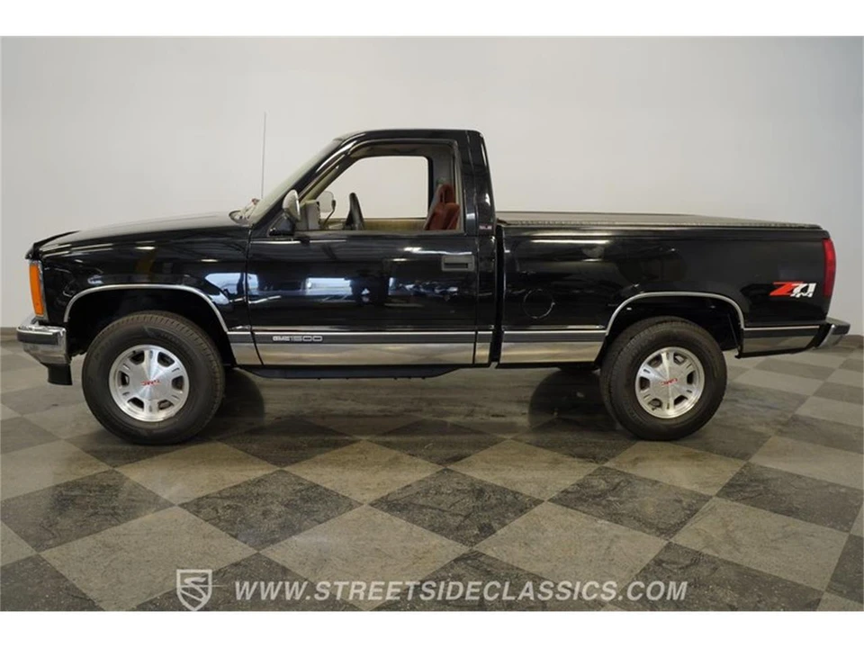 1993 GMC Sierra 1st Gen - Image 7 of 31
