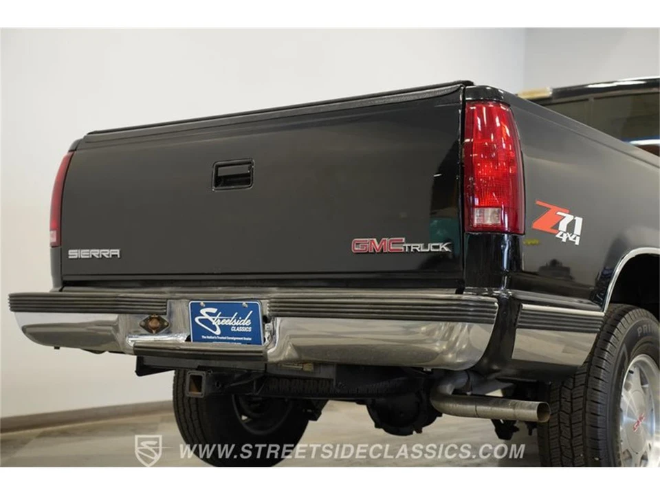 1993 GMC Sierra 1st Gen - Image 30 of 31