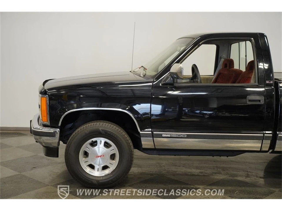 1993 GMC Sierra 1st Gen - Image 23 of 31