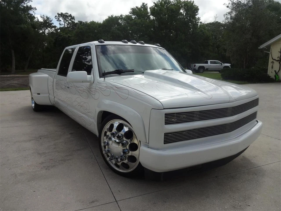 1993 GMC Sierra 1st Gen - Image 6 of 31