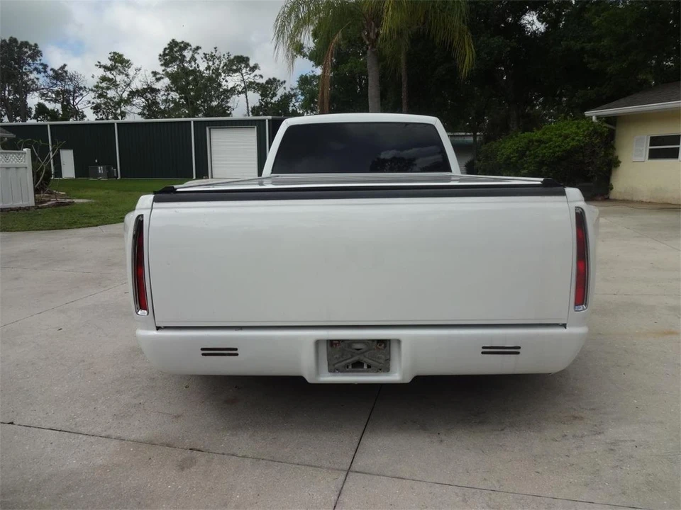 1993 GMC Sierra 1st Gen - Image 21 of 31