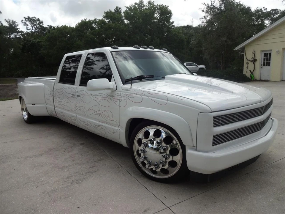 1993 GMC Sierra 1st Gen - Image 8 of 31