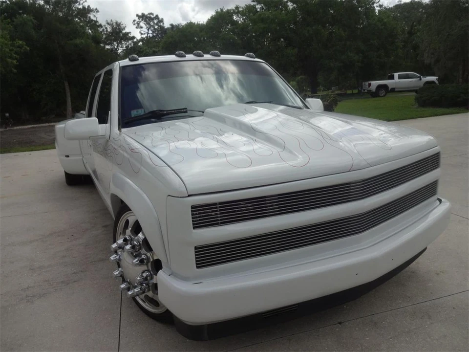 1993 GMC Sierra 1st Gen - Image 10 of 31