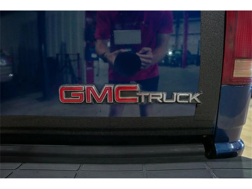 1993 GMC Sierra 1st Gen - Image 26 of 31