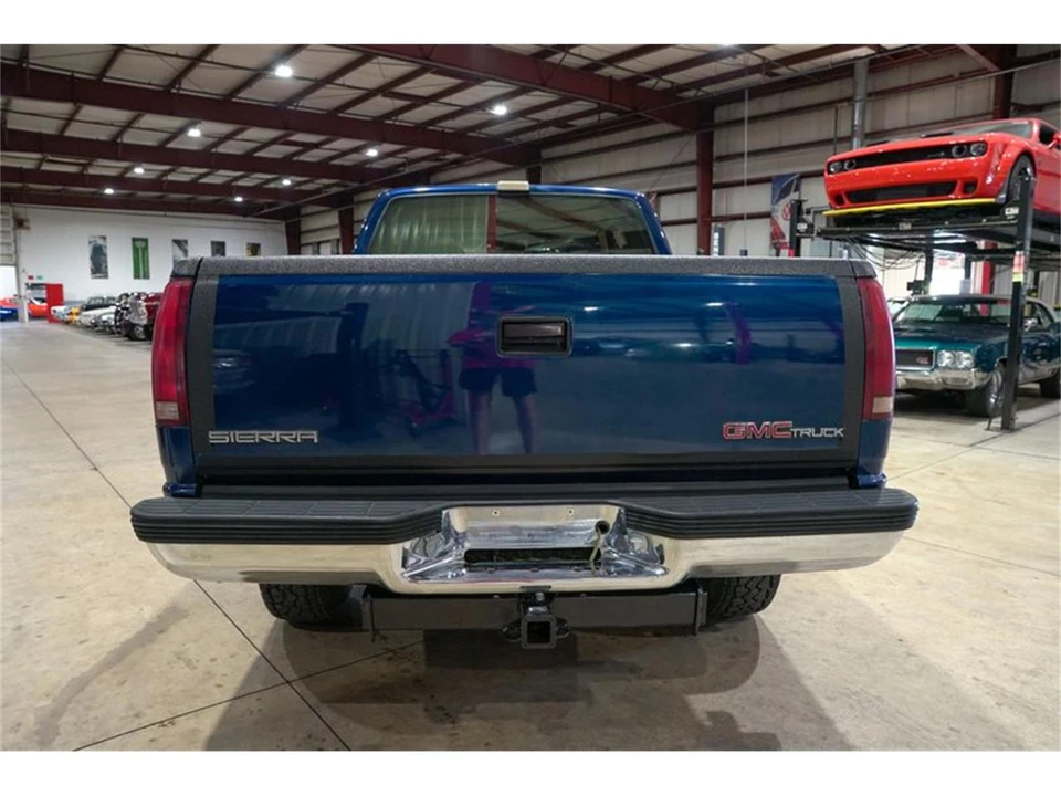 1993 GMC Sierra 1st Gen - Image 7 of 31