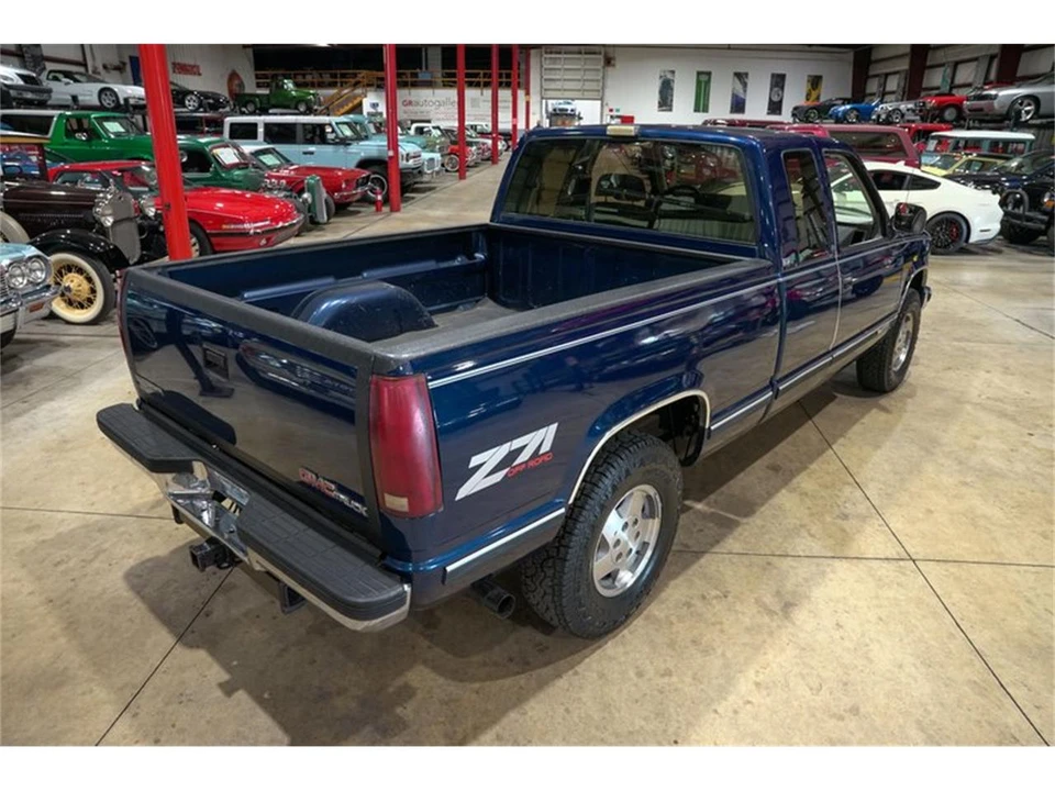 1993 GMC Sierra 1st Gen - Image 17 of 31