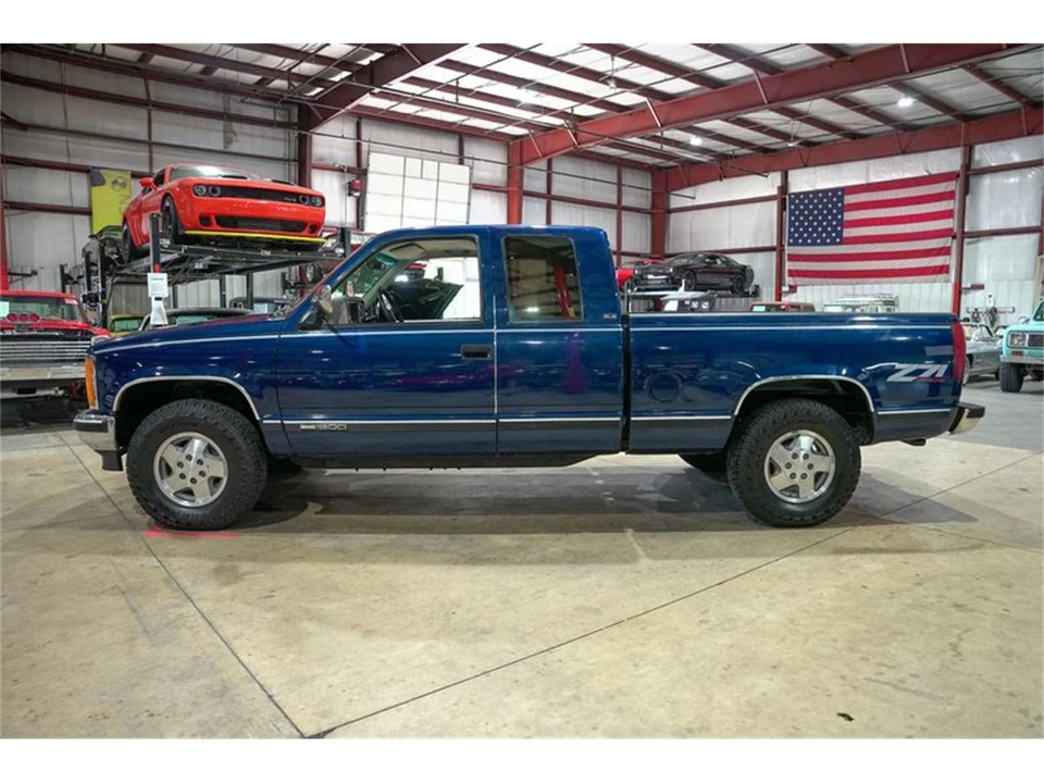 1993 GMC Sierra 1st Gen - Image 4 of 31