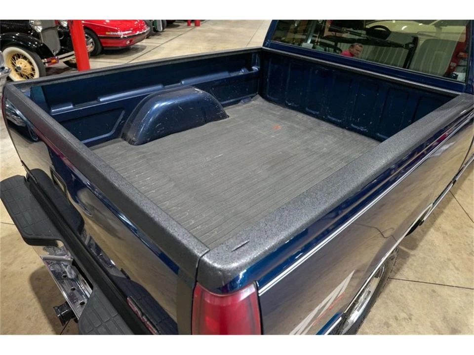 1993 GMC Sierra 1st Gen - Image 20 of 31