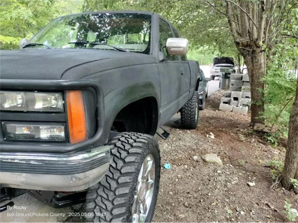 1993 GMC Sierra 1st Gen - Image 8 of 24