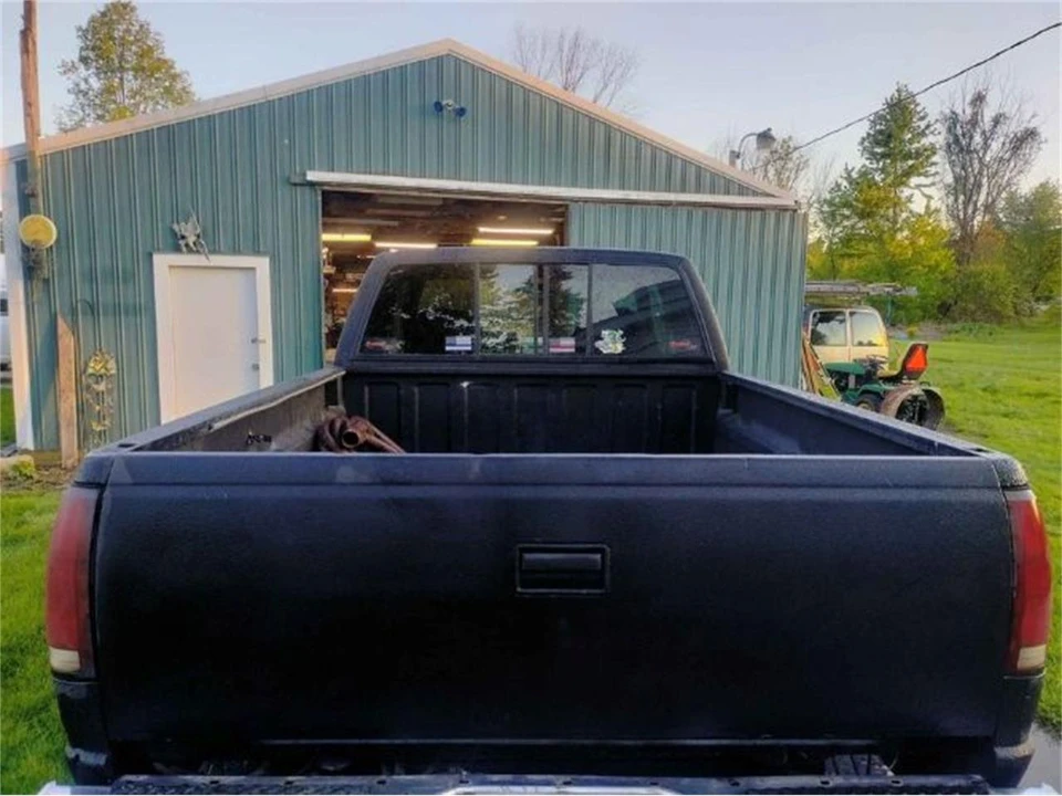 1993 GMC Sierra 1st Gen - Image 4 of 24