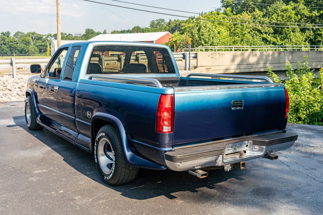 1993 GMC Sierra 1st Gen - Image 9 of 31