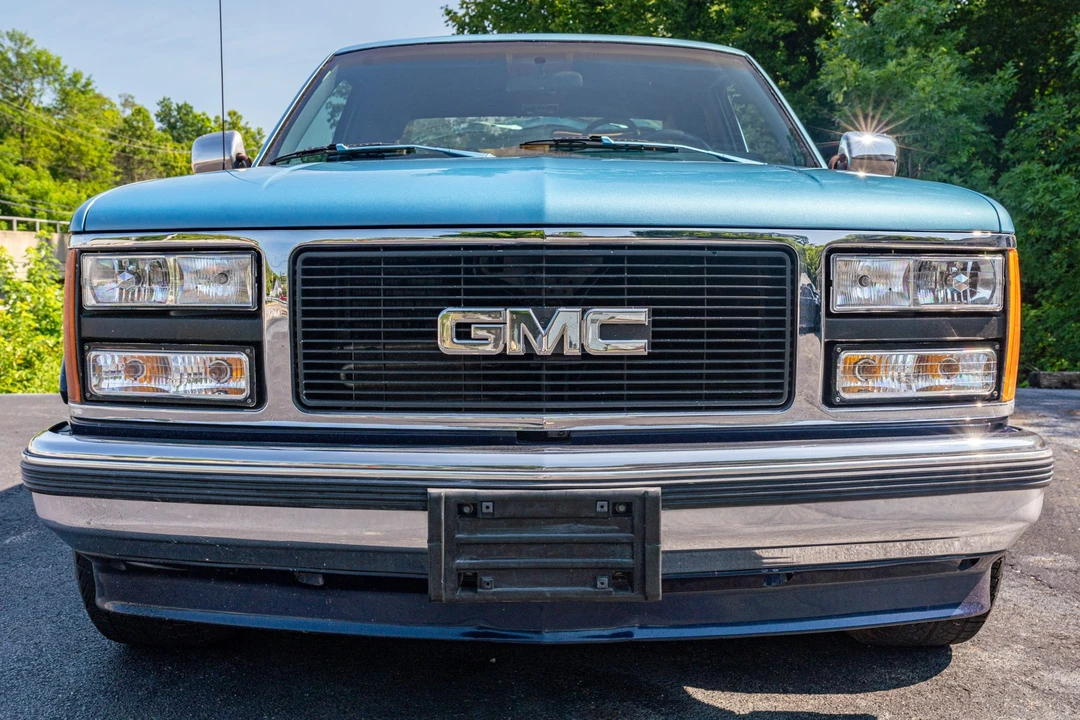 1993 GMC Sierra 1st Gen - Image 4 of 31