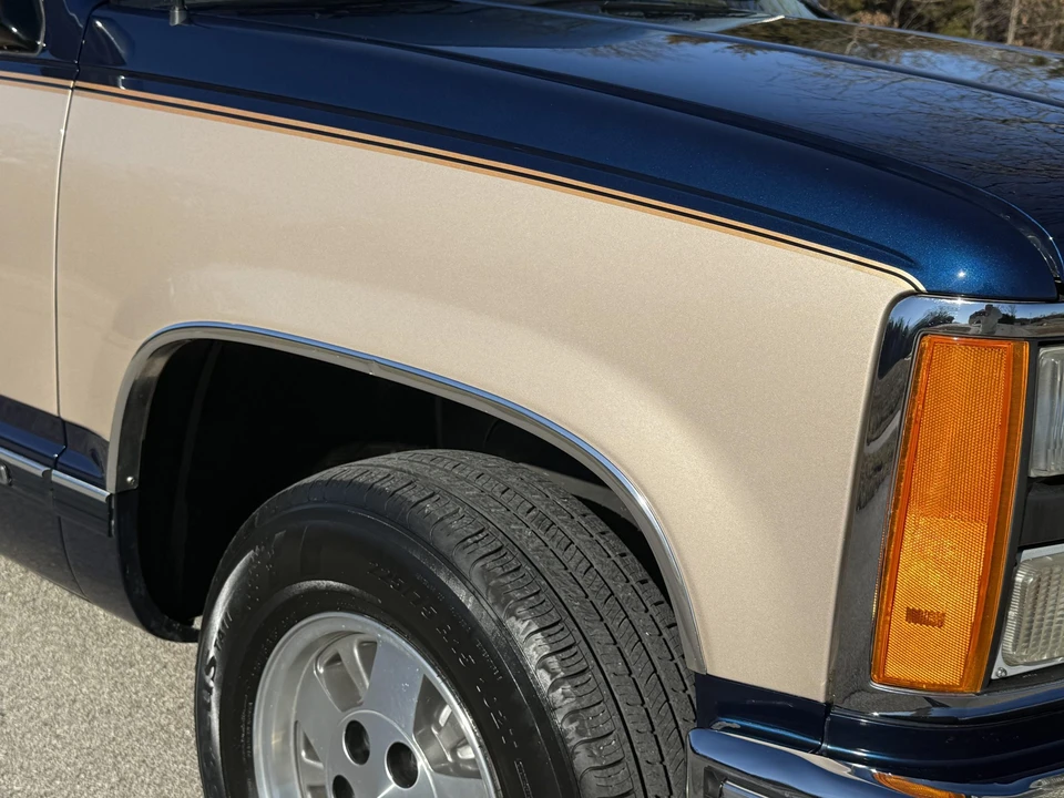1993 GMC Sierra 1st Gen - Image 24 of 31