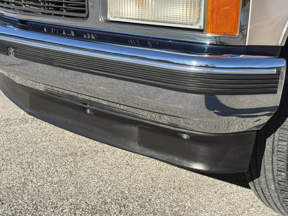 1993 GMC Sierra 1st Gen - Image 29 of 31