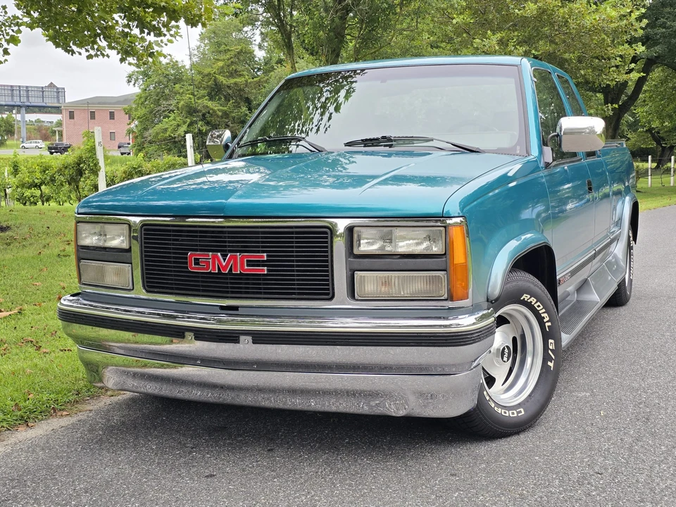 1993 GMC Sierra 1st Gen - Image 8 of 31