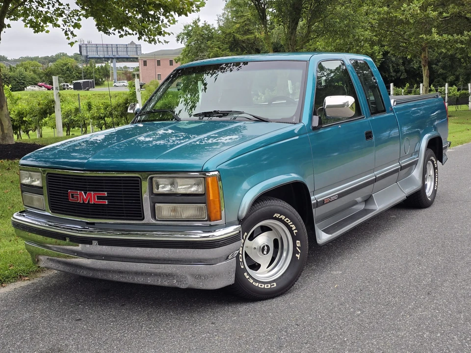 1993 GMC Sierra 1st Gen - Image 5 of 31