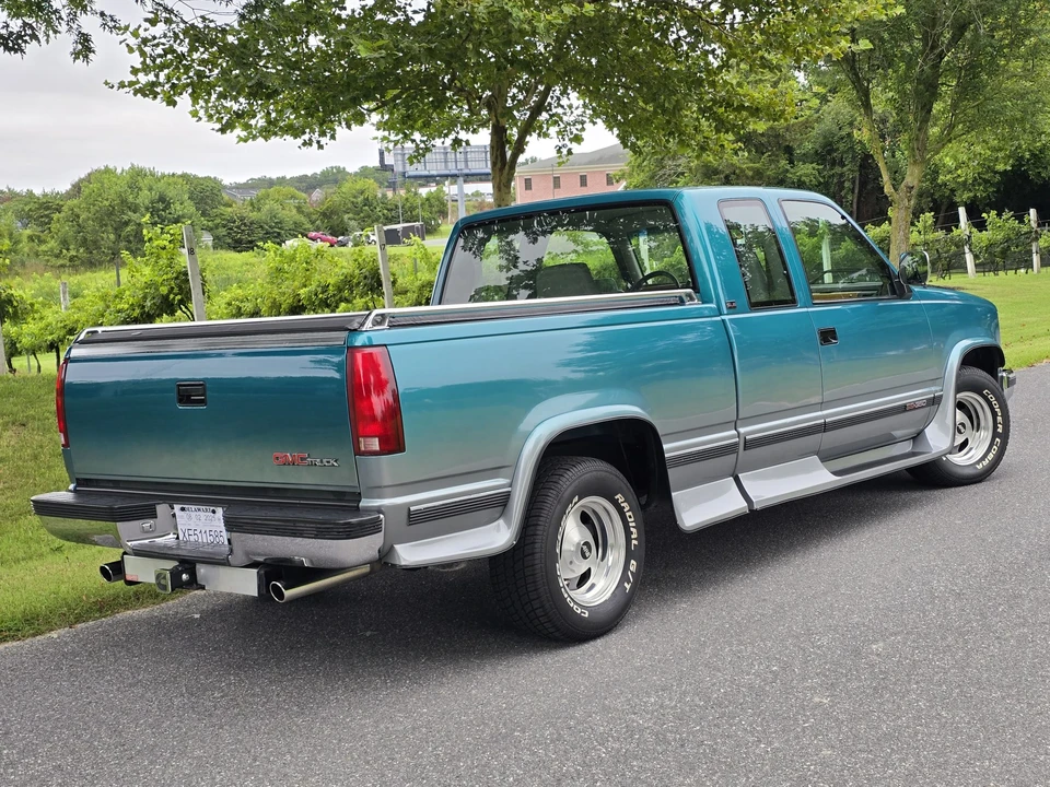 1993 GMC Sierra 1st Gen - Image 24 of 31