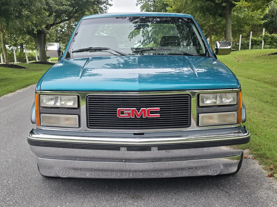 1993 GMC Sierra 1st Gen - Image 11 of 31