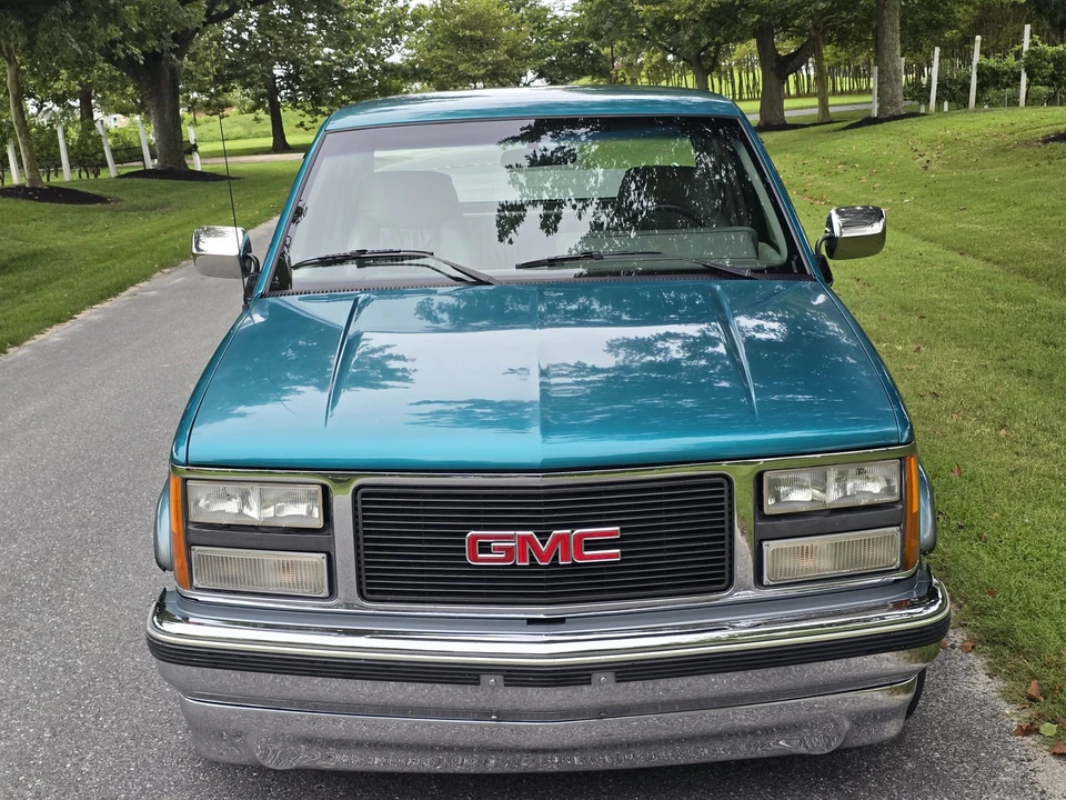 1993 GMC Sierra 1st Gen - Image 10 of 31