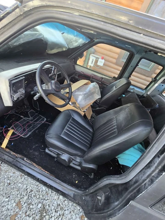 1993 GMC Sierra 1st Gen - Image 6 of 12
