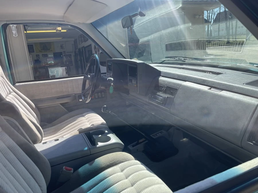 1993 GMC Sierra 1st Gen - Image 12 of 12