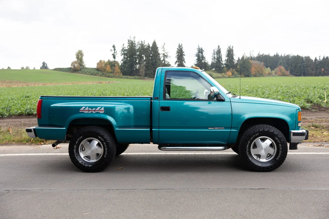 1993 GMC Sierra 1st Gen - Image 6 of 31