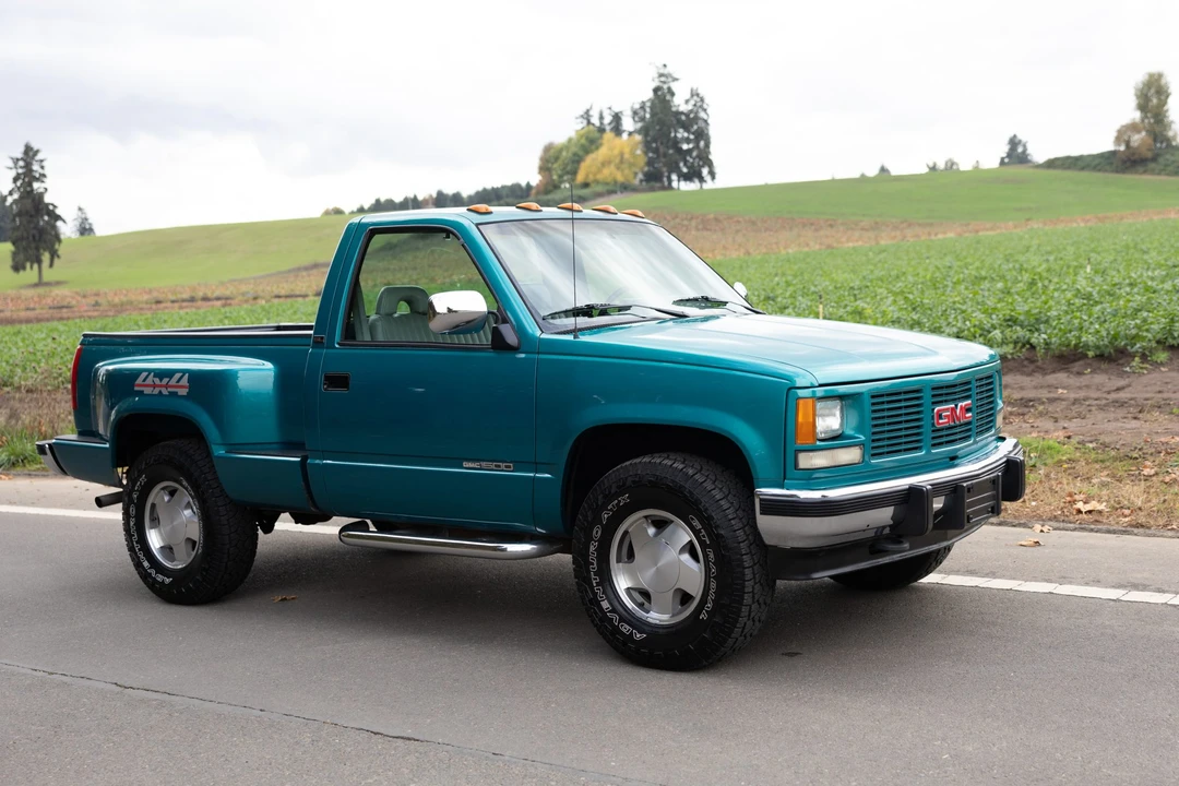 1993 GMC Sierra 1st Gen - Image 5 of 31