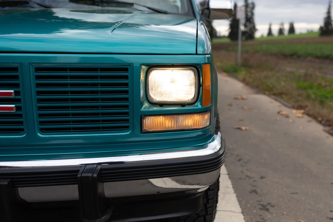 1993 GMC Sierra 1st Gen - Image 12 of 31