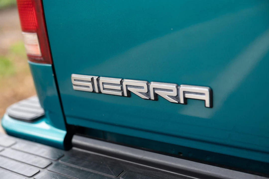 1993 GMC Sierra 1st Gen - Image 29 of 31