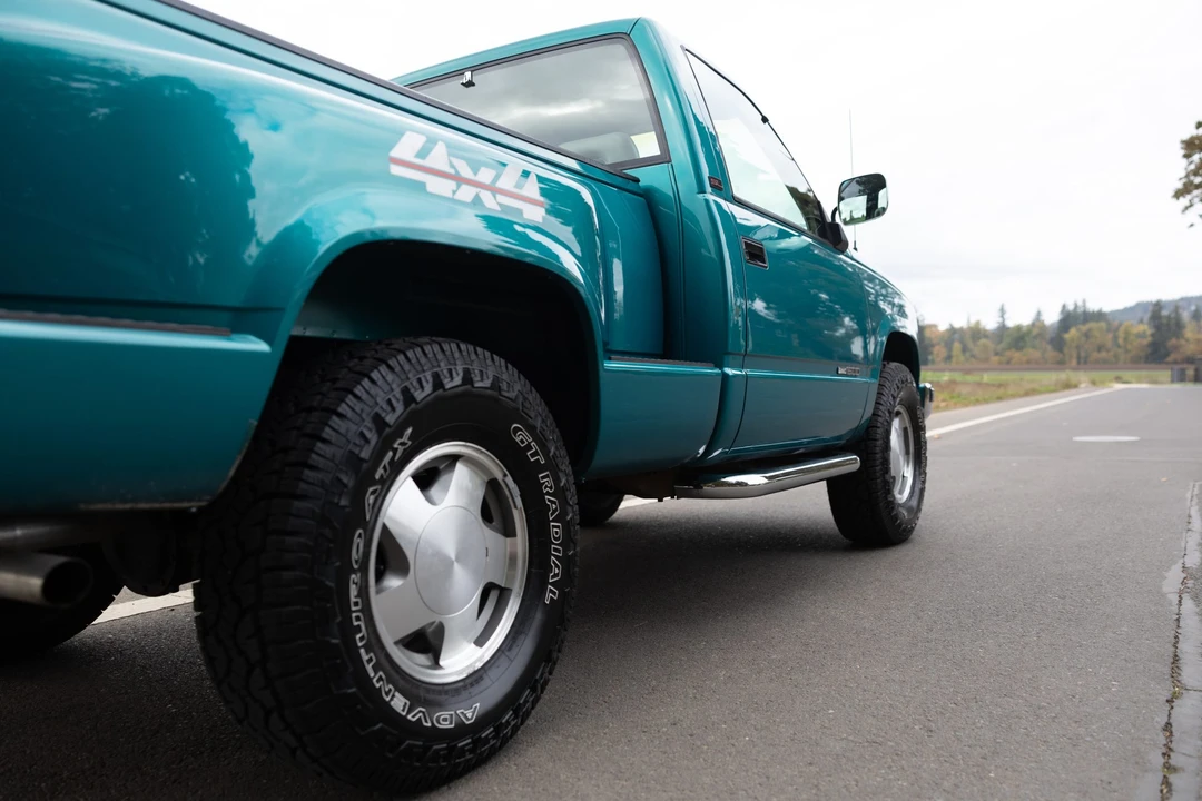 1993 GMC Sierra 1st Gen - Image 18 of 31