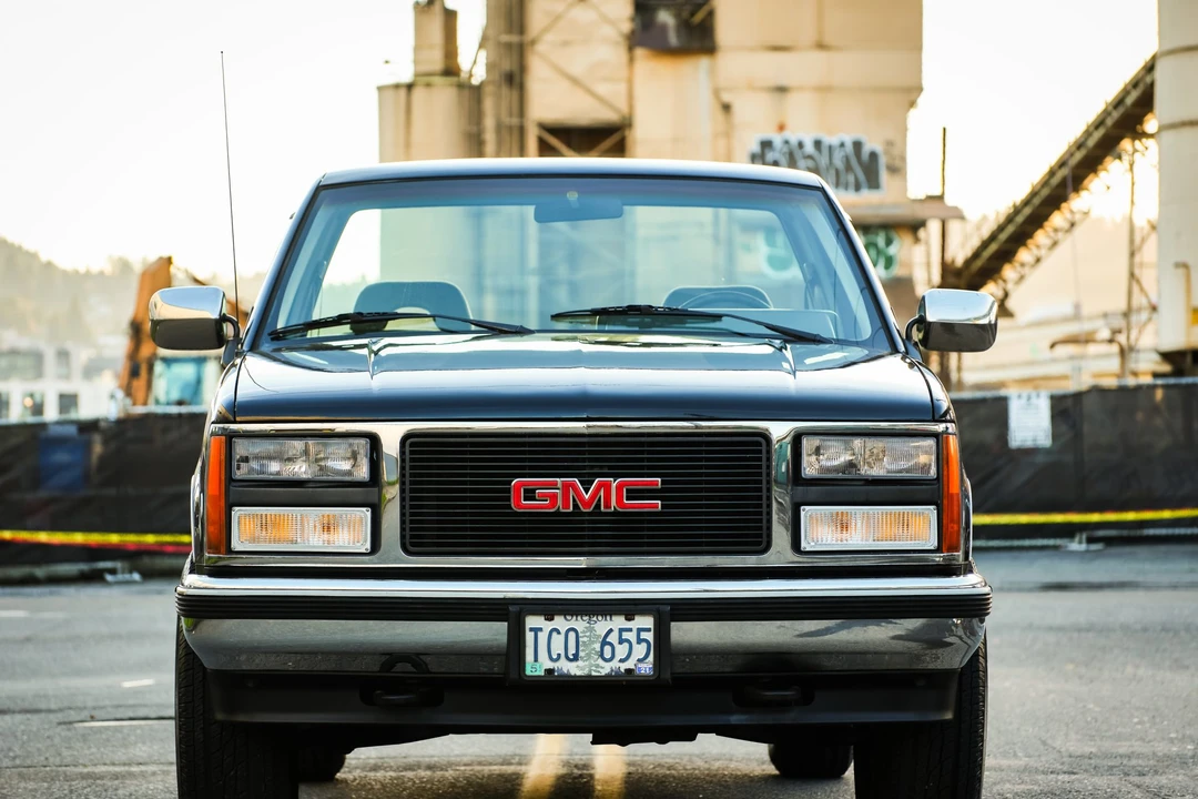 1993 GMC Sierra 1st Gen - Image 19 of 31