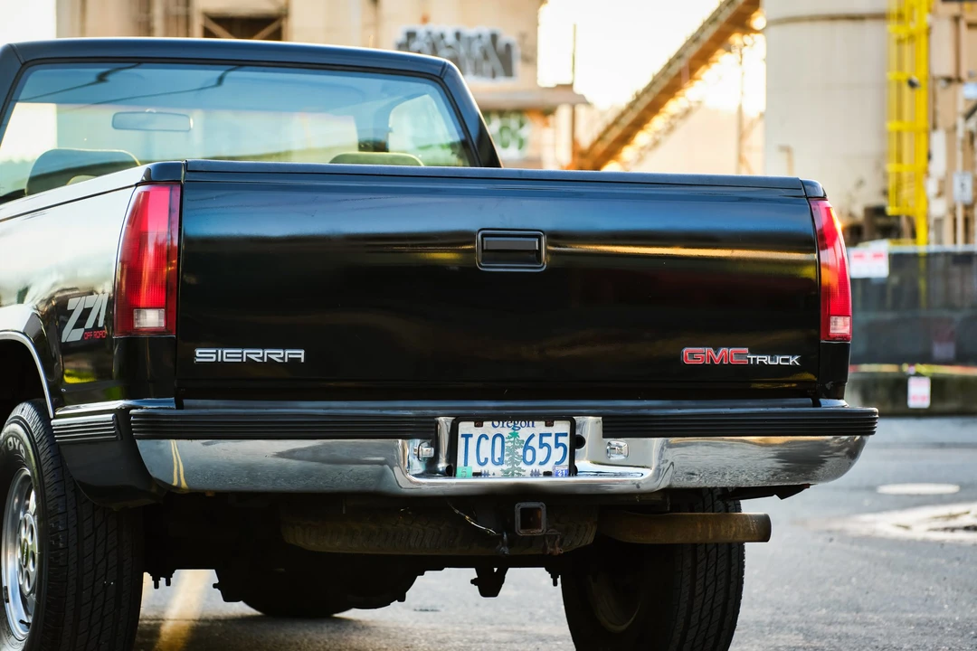 1993 GMC Sierra 1st Gen - Image 31 of 31