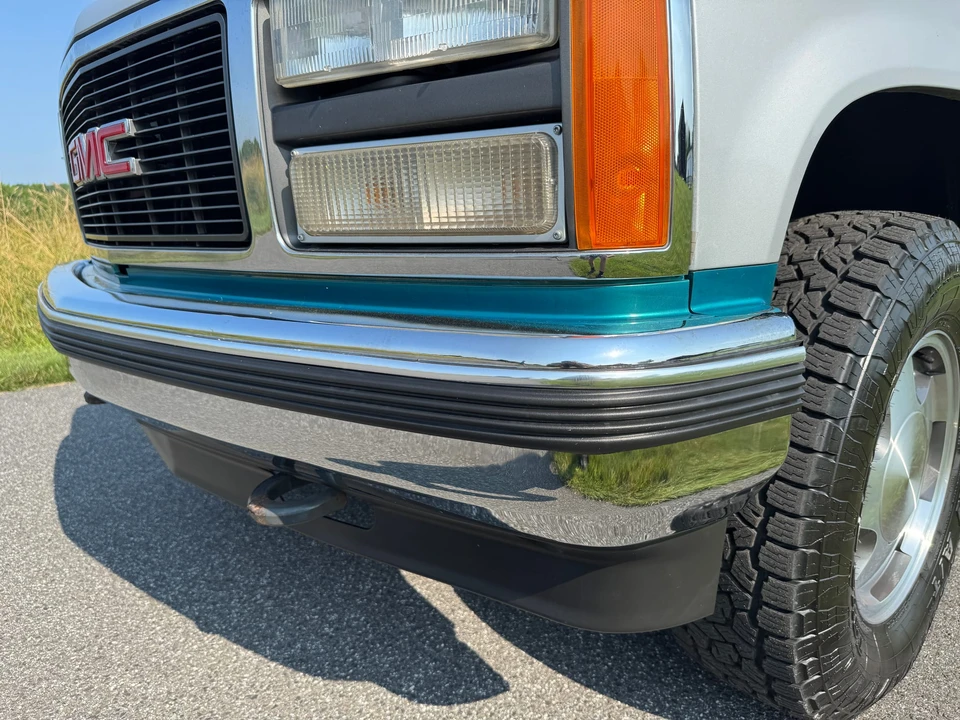 1993 GMC Sierra 1st Gen - Image 28 of 31