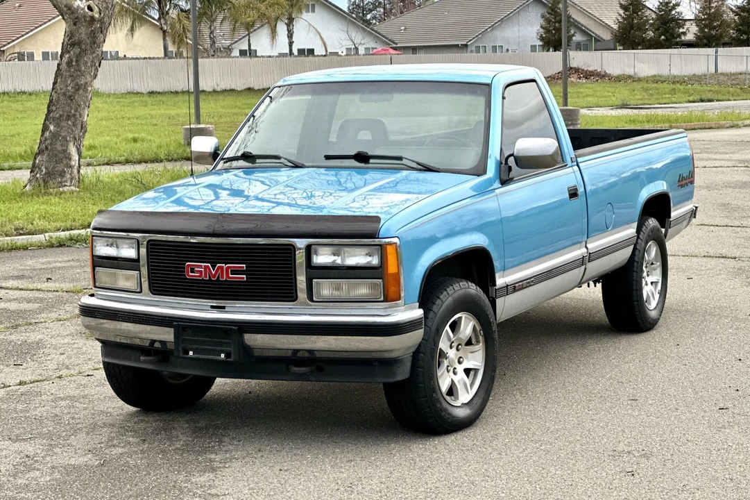 1993 GMC Sierra 1st Gen - Image 4 of 31