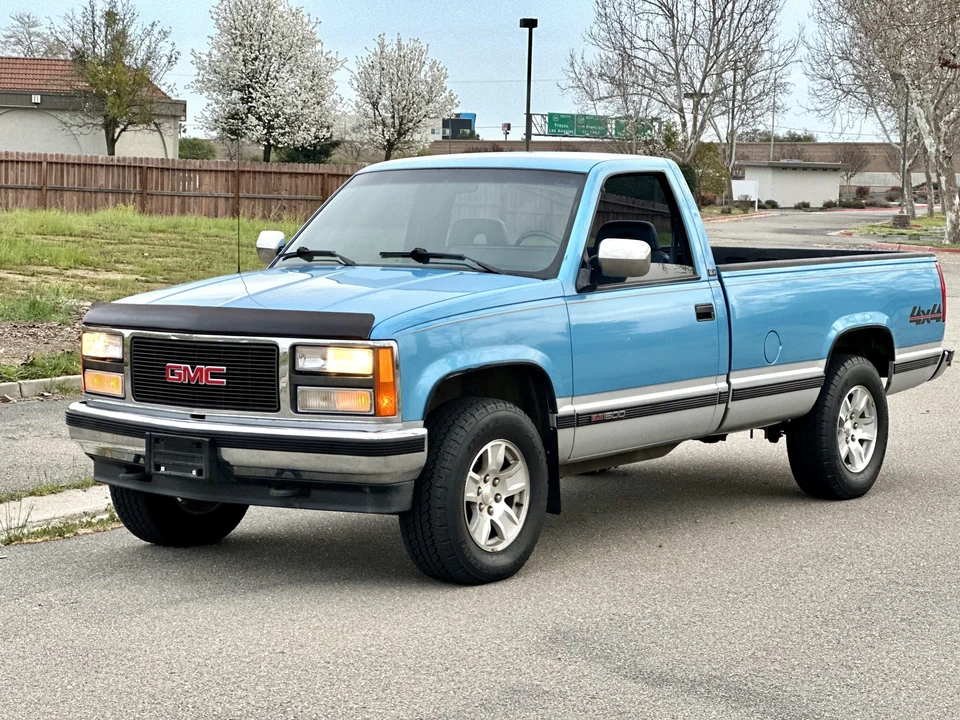 1993 GMC Sierra 1st Gen - Image 5 of 31