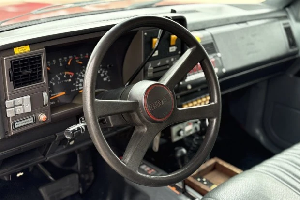 1993 GMC Sierra 1st Gen - Image 6 of 8