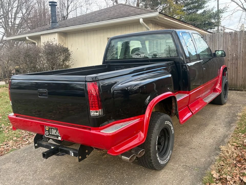 1993 GMC Sierra 1st Gen - Image 2 of 6