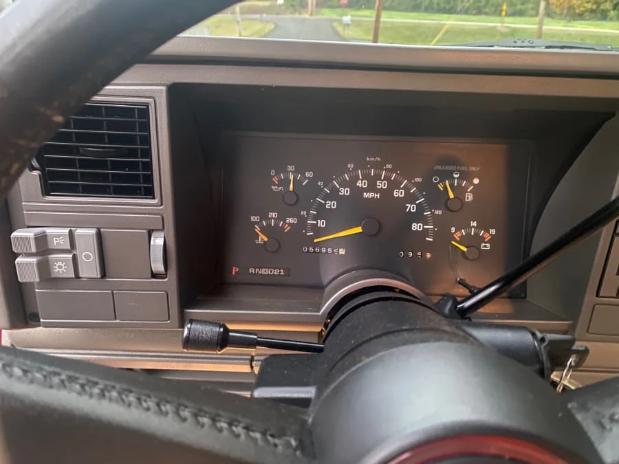 1993 GMC Sierra 1st Gen - Image 11 of 13