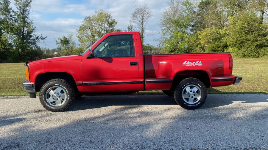 1993 GMC Sierra 1st Gen - Image 8 of 13