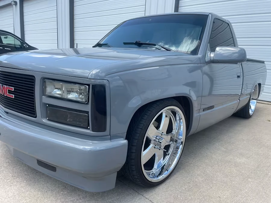 1993 GMC Sierra 1st Gen - Image 5 of 10